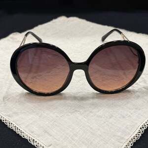 EXAGGERATED Vintage Retro Funky Hippie Style SUNGLASSES Large Round Black Frame